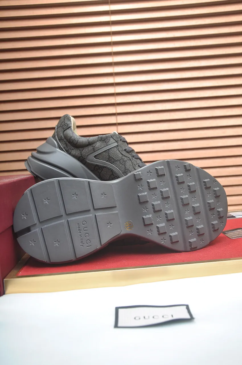 Men's shoes 💰540💶【GUCCI】 (couple style) (the highest version of Gucci's popular dad shoes. 🚹🚹2023 counter sales simultaneously ,, the upper is made of imported cowhide, comfortable sheepskin lining, great foot feel, original lightweight shock-absorbing thickened foam outsole, simple color matching, versatile and handsome, code number: 35-40 for women, 38-45 for men (45 is customized and non-returnable) "Full set of packaging, card, certificate, cloth bag, handbag"
